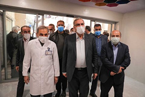 با حضور وزیر بهداشت و رئیس بیمارستان مسیح دانشوری
ساختمان امام حسن مجتبی(ع) بیمارستان مسیح دانشوری افتتاح شد