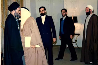 تصاویری از دکتر علی اکبر ولایتی در کنار رهبر شهید انقلاب دوران ریاست جمهوری