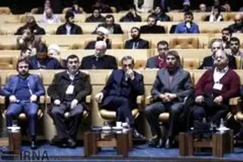 رهبری حامی تیم مذاکره کننده هستند/ به فعالیت هسته&zwnj;ای ادامه می&zwnj;دهیم