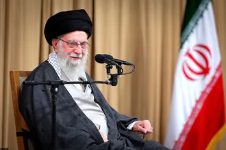 گزارش تصویری دیدار رئیس جمهور و اعضای هیئت دولت با مقام معظم رهبری
