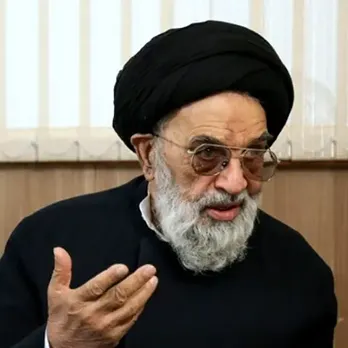 پیام تسلیت دکتر ولایتی در پی درگذشت آیت الله سید احمد واحدی جهرمی