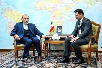 دیدار سفیر ارمنستان با مشاور رهبر انقلاب