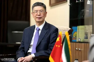 دیدار دکتر ولایتی با سفیر جدید چین در ایران