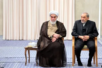 گزارش تصویری دیدار رئیس جمهور و اعضای هیئت دولت با مقام معظم رهبری