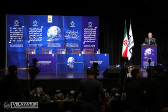 جلسه هم اندیشی چهل و یکمین سالگرد پیروزی شکوهمند انقلاب با شعار استمرار مقاومت میراث شهید مقاومت