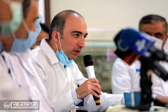 گزارش تصویری نشست تخصصی بهره برداری از داروی رسیژن برای مقابله با کرونا