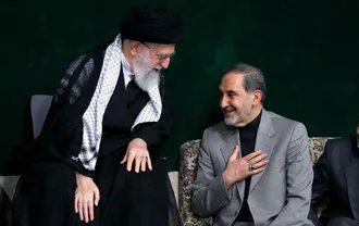 تصاویری از دکتر علی اکبر ولایتی در کنار رهبر شهید انقلاب دوران رهبری