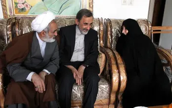 درددل&zwnj;های مادر شهید خرازی با دکتر ولایتی