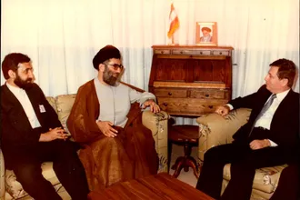 تصاویری از دکتر علی اکبر ولایتی در کنار رهبر شهید انقلاب دوران ریاست جمهوری