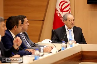 دیدار دکتر ولایتی با فیصل مقدار وزیر خارجه سوریه