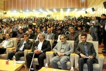 در جمع دانشجویان دانشگاه آزاد تبریز