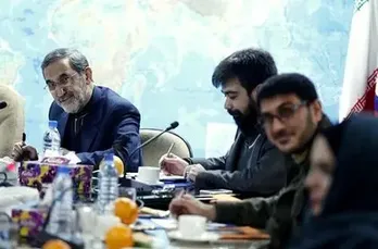 عکس/ دیدار رئیس مرکز تحقیقات استراتژیک با هنرمندان