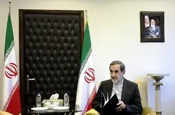 دیدار دکتر ولایتی با رئیس دانشگاه ریمن چین/ عکس