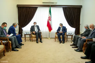 دکتر ولایتی پیام احوال پرسی رهبر معظم انقلاب اسلامی از بشار اسد را ابلاغ کرد
