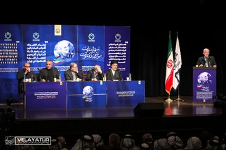 جلسه هم اندیشی چهل و یکمین سالگرد پیروزی شکوهمند انقلاب با شعار استمرار مقاومت میراث شهید مقاومت