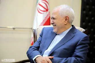 دیدار وزیر امور خارجه به همراه وزرای امور خارجه سابق جمهوری اسلامی ایران با دکتر علی اکبر ولایتی