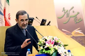 مراسم هفته پژوهش در مرکز تحقیقات استراتژیک/عکس