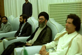 تصاویری از دکتر علی اکبر ولایتی در کنار رهبر شهید انقلاب دوران ریاست جمهوری