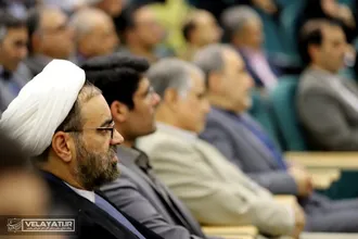 همایش توانمندسازی اساتید حوزه علوم انسانی و هنر