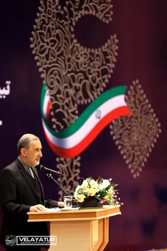 همایش تبیین دستاوردها ی انقلاب اسلامی و تشریح نقش جامعه ی دانشگاهی در تحقق اهداف و آرمان ها