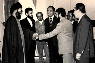 تصاویری از دکتر علی اکبر ولایتی در کنار رهبر شهید انقلاب دوران ریاست جمهوری
