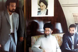 تصاویری از دکتر علی اکبر ولایتی در کنار رهبر شهید انقلاب دوران ریاست جمهوری