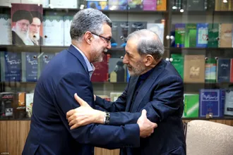 دیدار صمیمانه دکتر ولایتی با دکتر ظفرقندی وزیر بهداشت درمان و آموزش پزشکی
