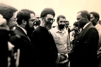 تصاویری از دکتر علی اکبر ولایتی در کنار رهبر شهید انقلاب دوران ریاست جمهوری