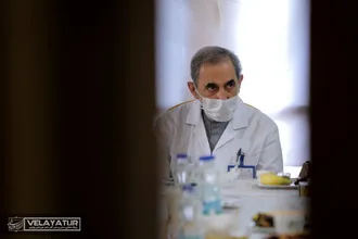 جلسه ستاد کرونا بیمارستان دکتر مسیح دانشوری به ریاست دکتر علی اکبر ولایتی