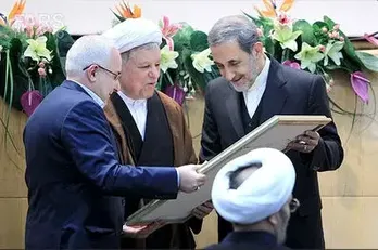۶ ماه دیپلماسی فعال ولایتی در نیاوران