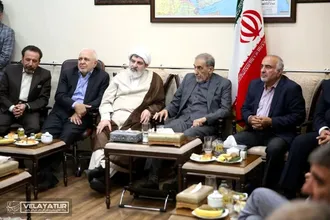دیدار جمعی از دیپلماتهای وزارت امورخارجه با دکتر ولایتی
