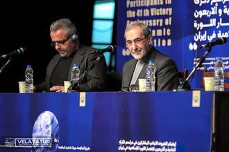 جلسه هم اندیشی چهل و یکمین سالگرد پیروزی شکوهمند انقلاب با شعار استمرار مقاومت میراث شهید مقاومت